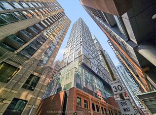 15 Mercer St #2701, Toronto, ON M5V 0T8