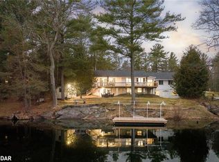 7817 Oakridge Dr, Ramara, ON L0K2B0