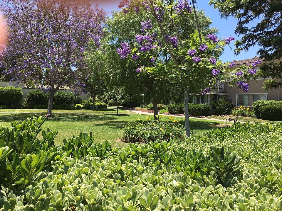 Senior (age 55+ only ) Community. Now Open July 1 to September 26. Short Term leases only. Beautiful landscape surrounds this property! One of the best areas, with large green space areas on two sides of unit.