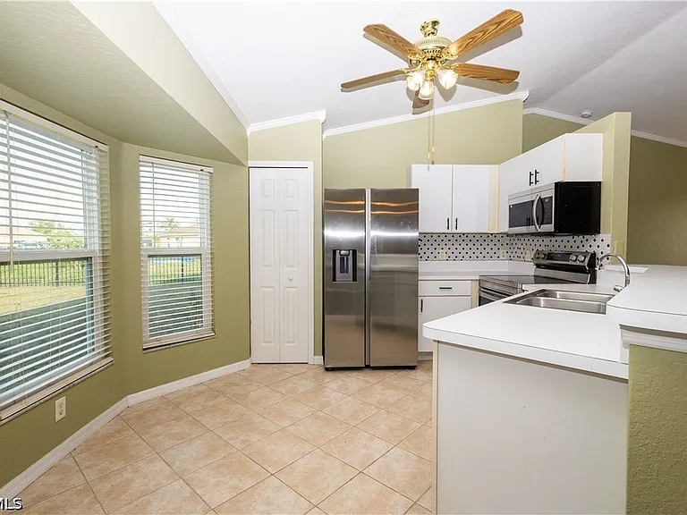 25324 Lychee Ct — Photo 5