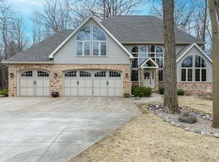 4600 Stonewood Ct, Oshkosh, WI 54902