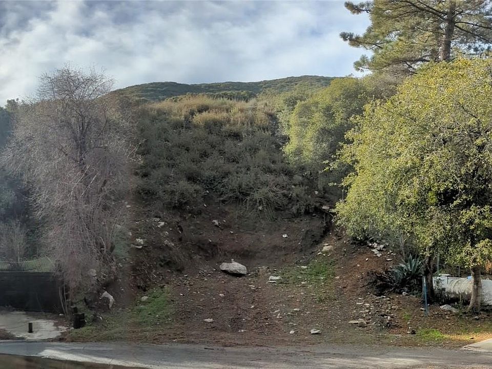 2nd image of 13919 Hazel Dr