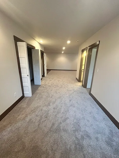 1 bed, 1000 sqft, $1,700 — Photo 3