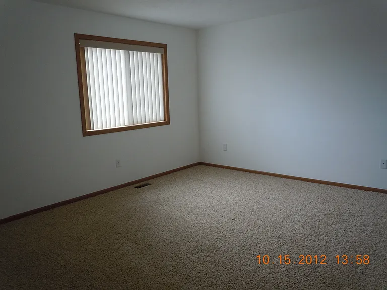 2727 North Broadway — Photo 18