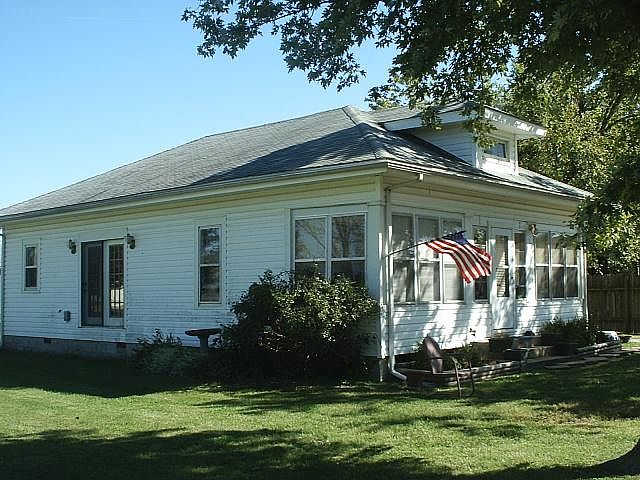 1st image of 410 S Kentucky St