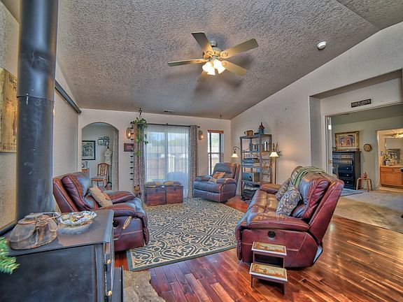 4th image of 1137 Wolf Creek Ct