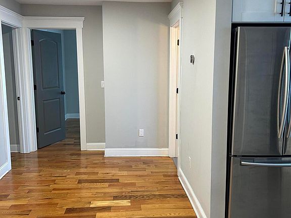 2nd image of 415 E 3rd Ave