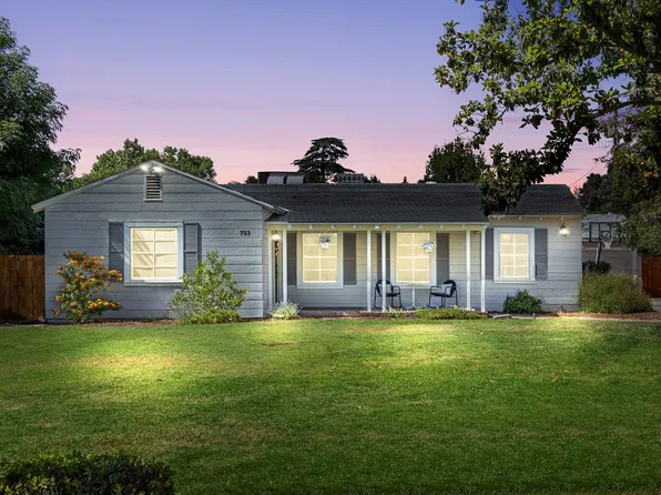 753 E Buckingham Way, Fresno, CA 93704