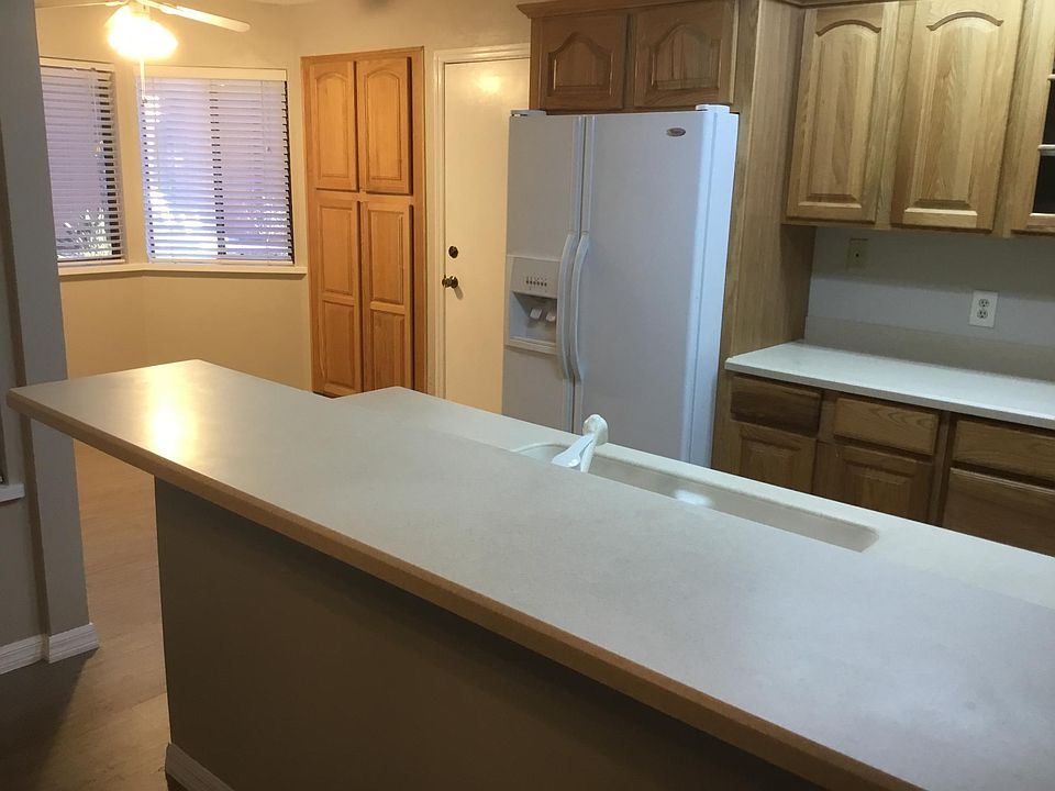 Kitchen & Nook