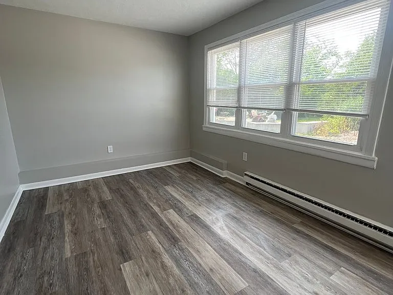 5208 W Ridge Rd — Photo 12