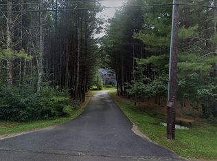 404 E Riding Dr, Carlisle, MA 01741