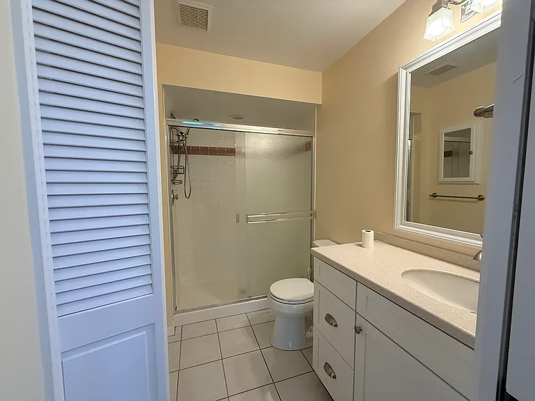 5658 Sheffield Greene Cir #66-17 — Photo 13
