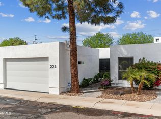 224 W Denton Ln, Phoenix, AZ 85013