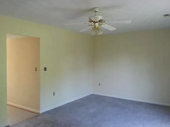 1726 Elbert Dr #1724, Roanoke, VA 24018