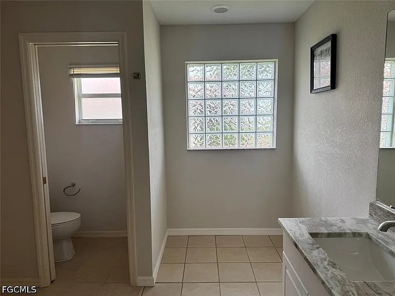 2227 SW 5th Ave — Photo 17