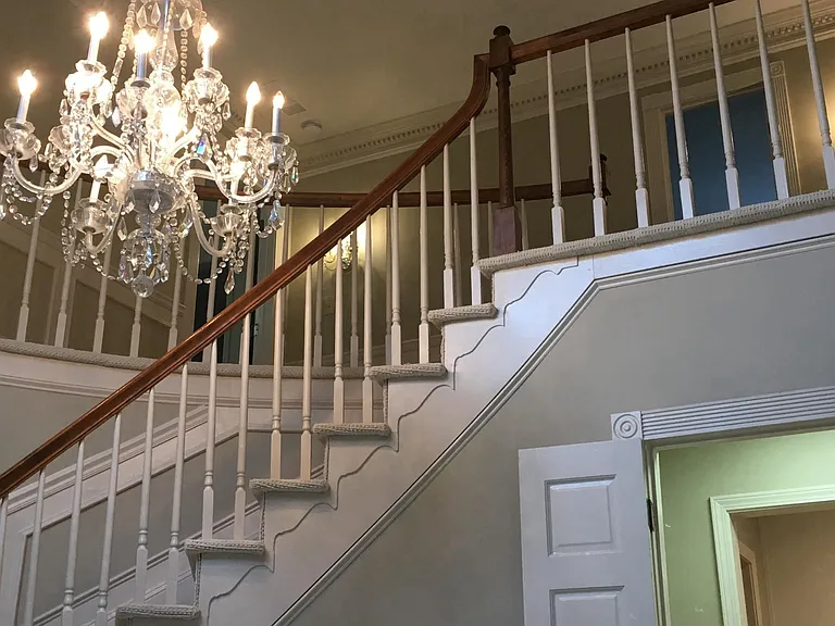 Upstairs to second master and 3rd and 4th bedrooms