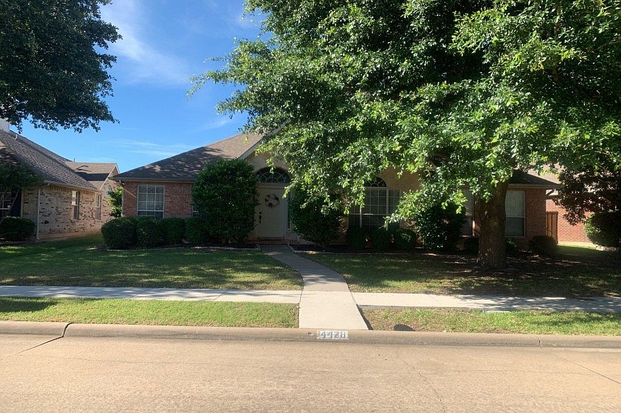 1st image of 4428 Burnhill Dr