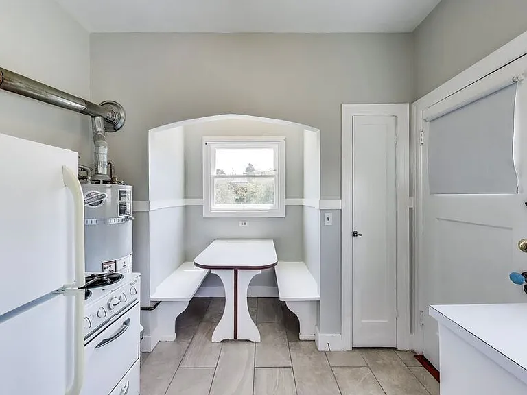 11 Warren Ave #8 — Photo 5