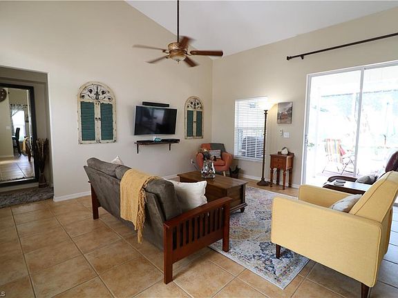 3rd image of 2151 Faliron Rd