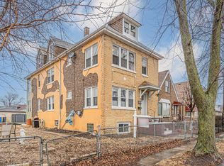 2418 N Kenton Ave, Chicago, IL 60639