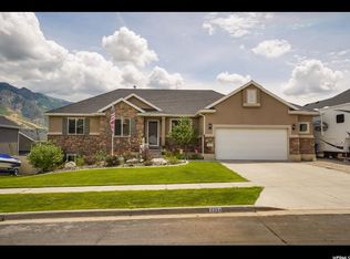 2004 E Redshoulder Dr, Layton, UT 84040