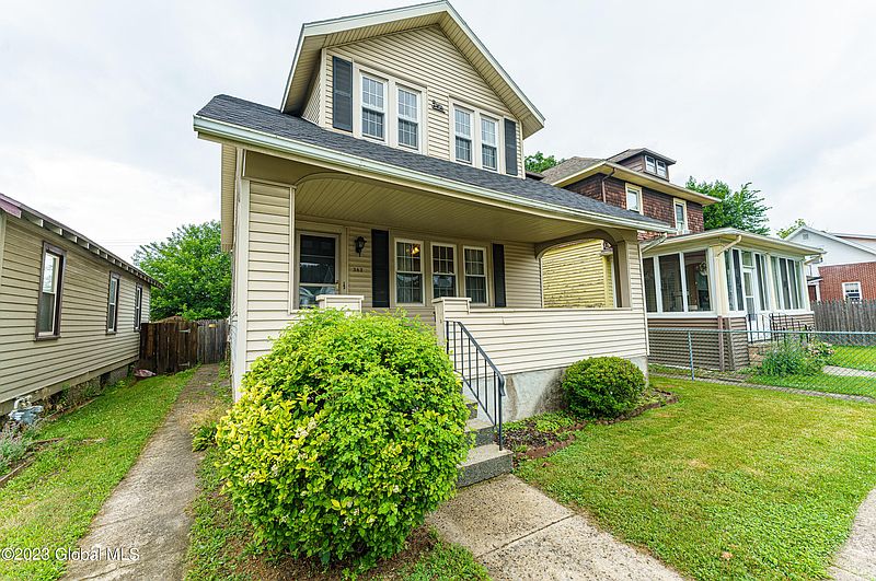 3rd image of 363 6th Avenue