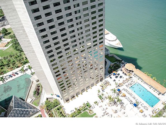 4th image of 335 Biscayne Blvd #3300