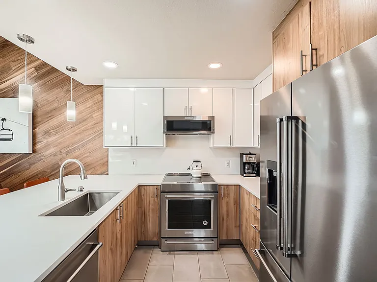 3971 Bighorn Rd #14J — Photo 2