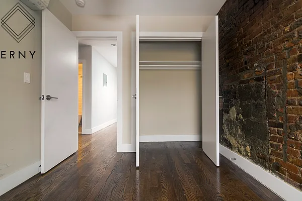 Rented by ERNY LLC | media 8