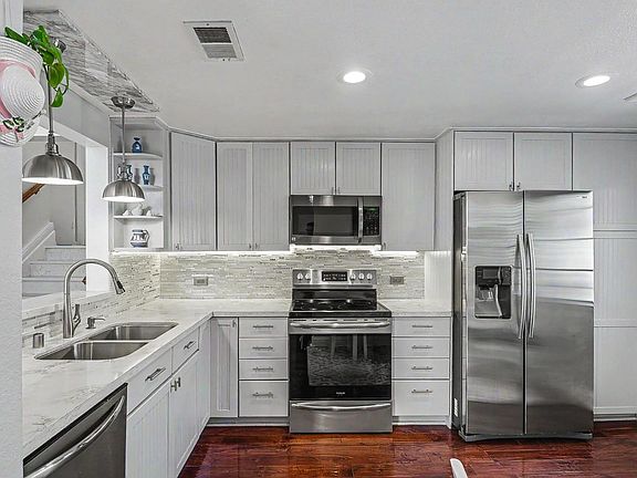 4th image of 3112 Heather Ridge Dr