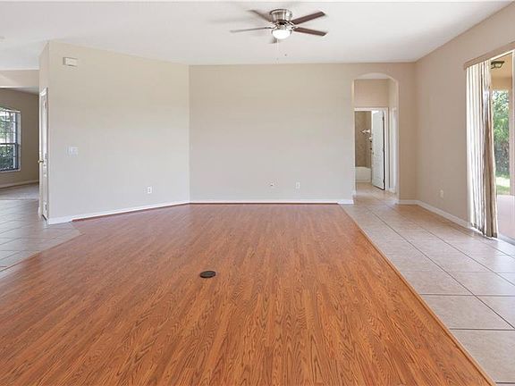 5th image of 4913 Oakway Dr