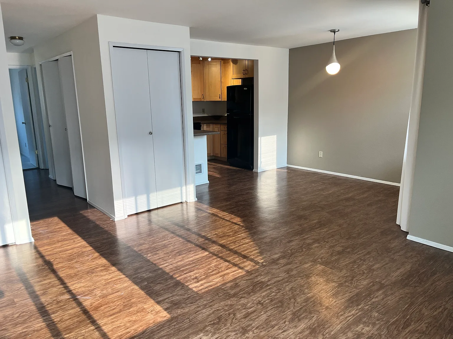 2 bed, 925 sqft, $2,450 — Photo 4