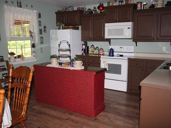 3rd image of 219 W Hempstead St #345