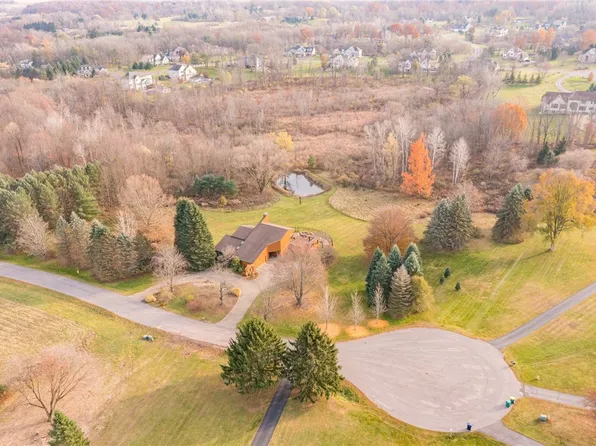 6795 Springcreek Dr, Victor, NY 14564