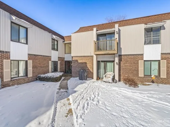 7323 Blackburn Ave APT 203, Downers Grove, IL 60516