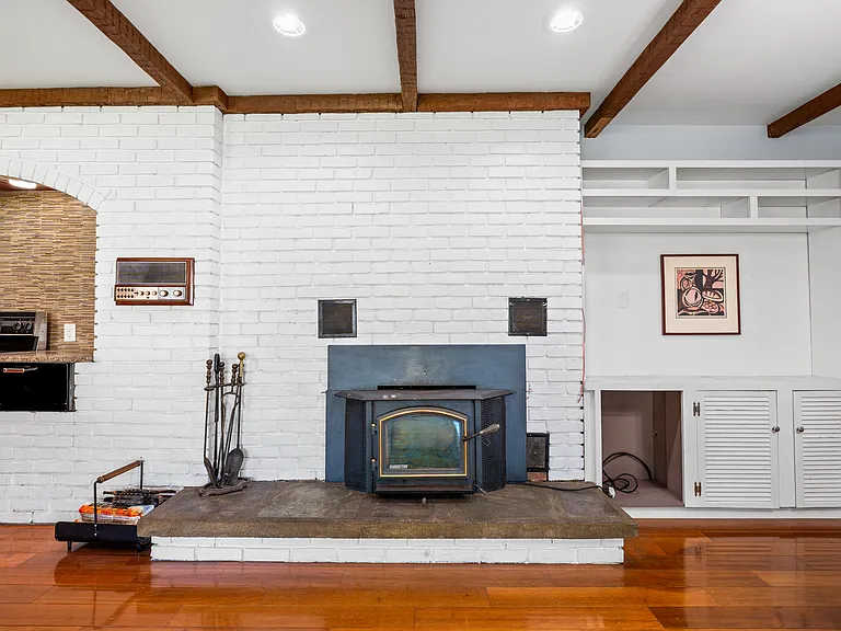 4 Lakewood Dr — Photo 11