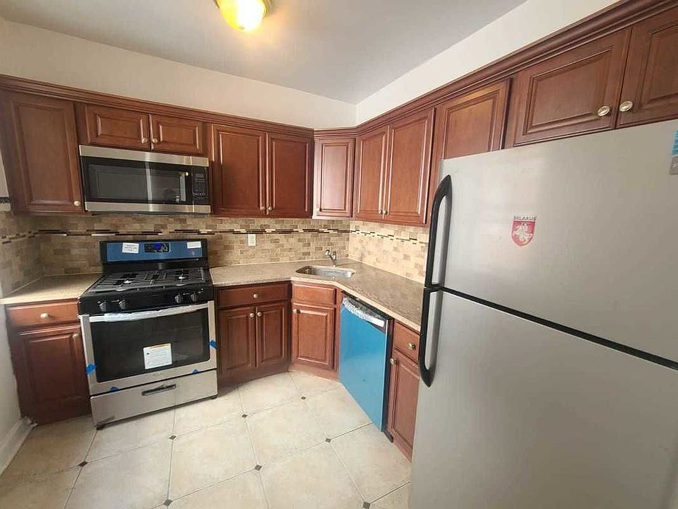 1st image of 1775 E 13th St #6