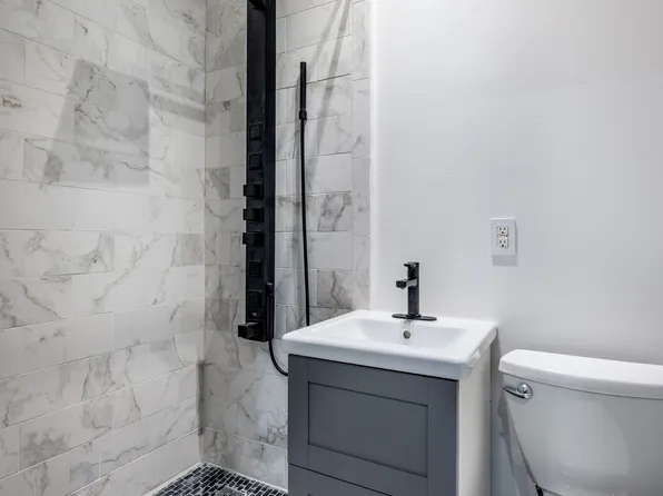 96 Perry Street image 4 of 9