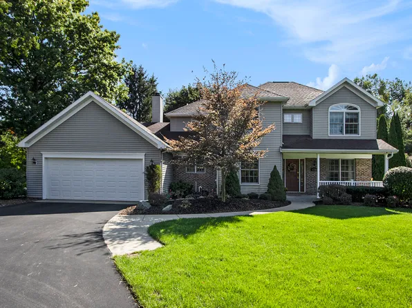 5780 Braeburn Ct, Kalamazoo, MI 49009