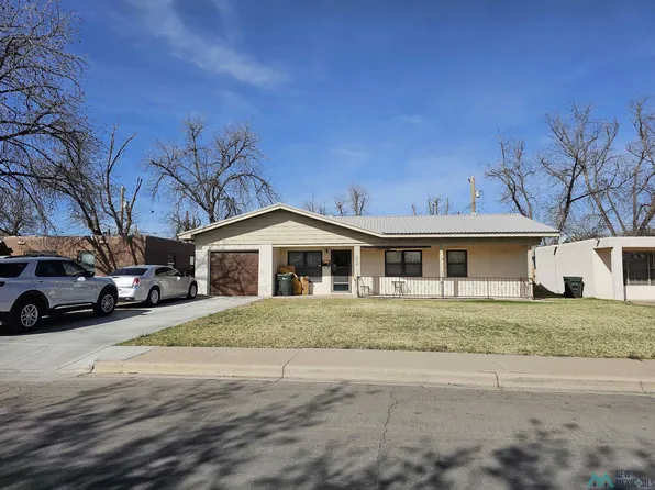 1009 N 6th St, Carlsbad, NM 88220
