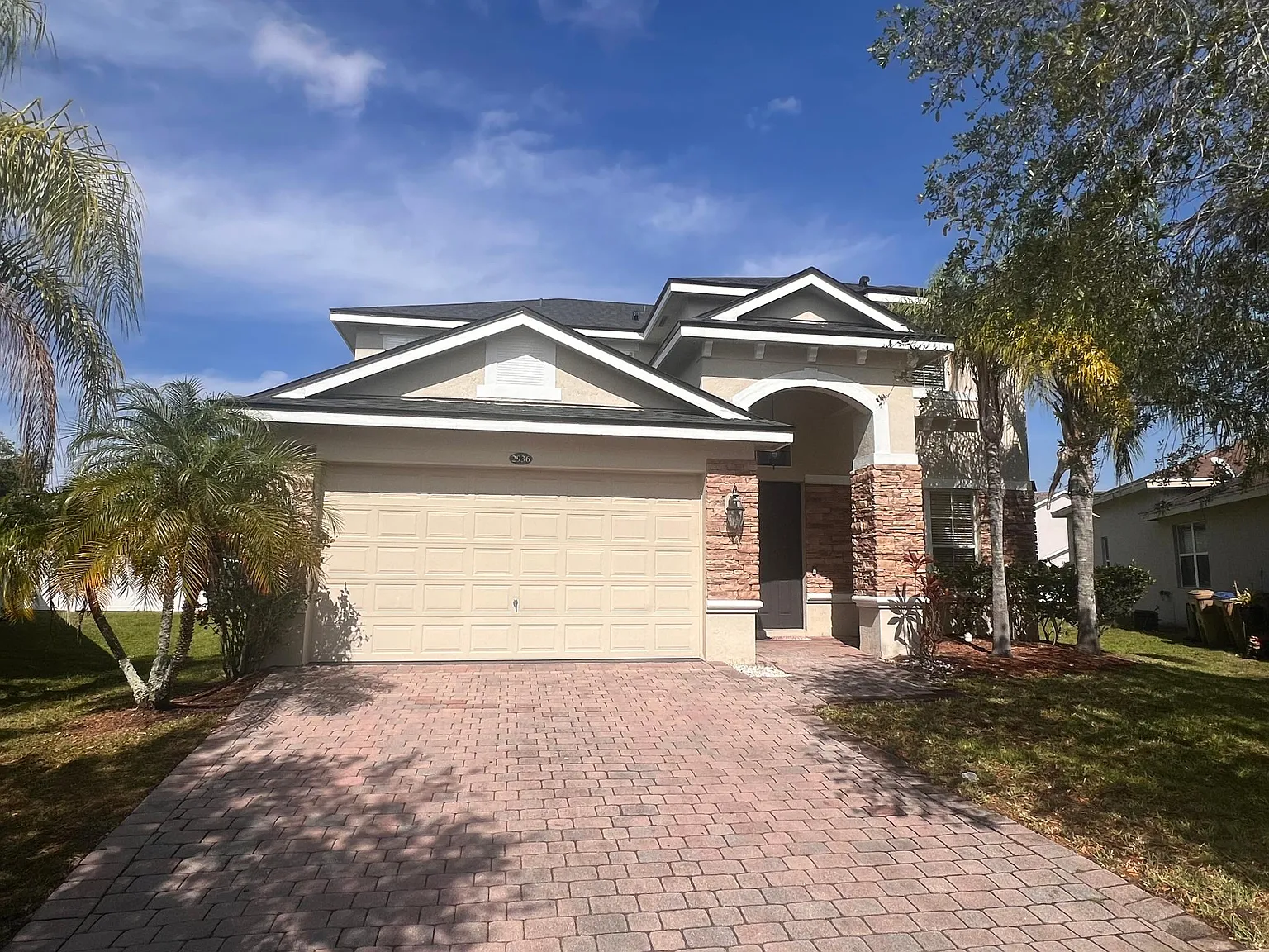 5 bed, 2407 sqft, $3,200 — Photo 1