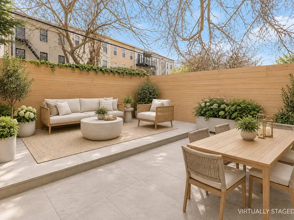 162 Cornelia Street image 1 of 8