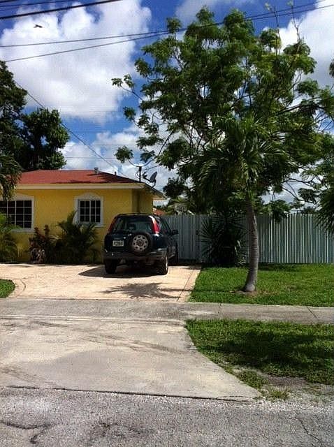 2nd image of 3021 NW 86th St