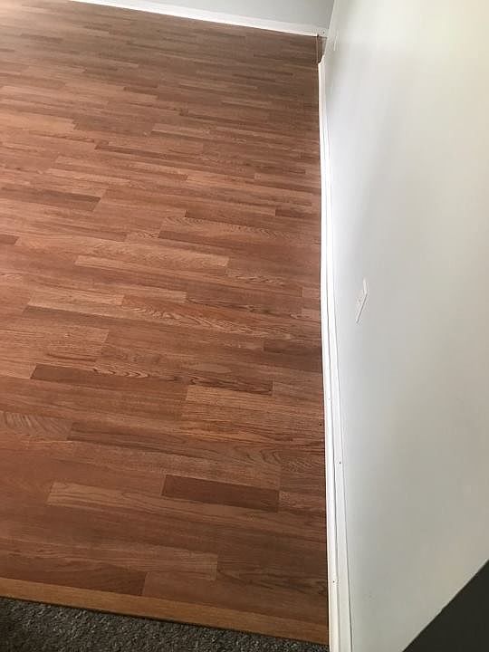 2nd image of 2725 Adela Ave