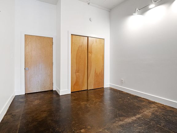 5th image of 3537 S Kingshighway Blvd #14