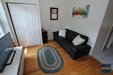 Rented by Bond New York
