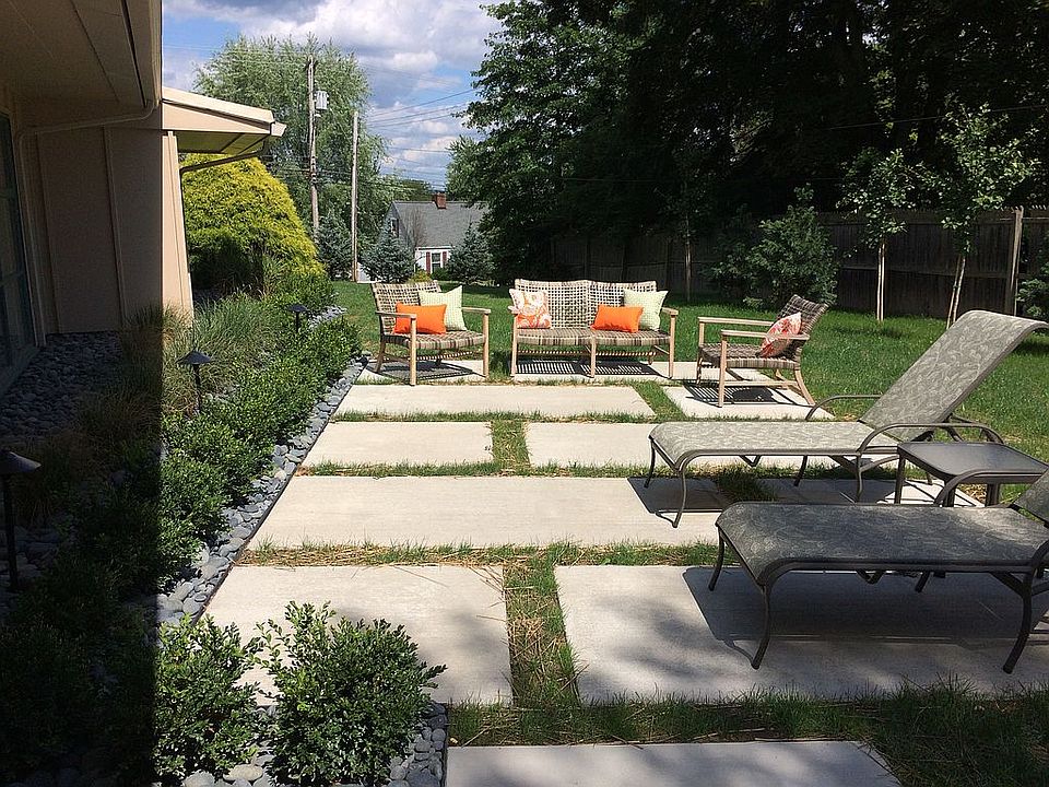 2nd image of 18 Davidson Dr