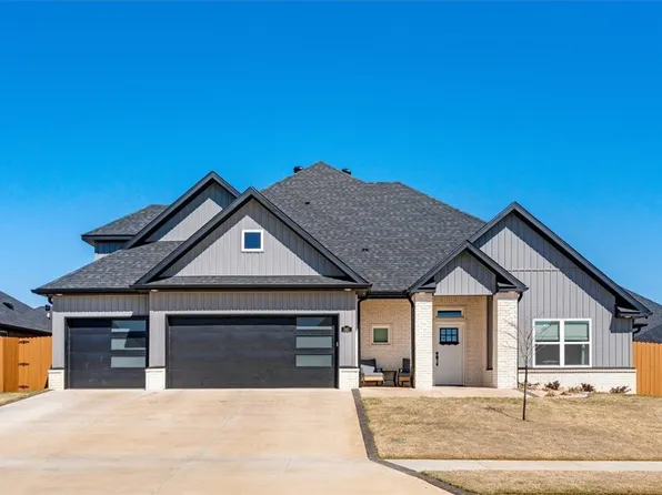 540 Bronco St, Centerton, AR 72719