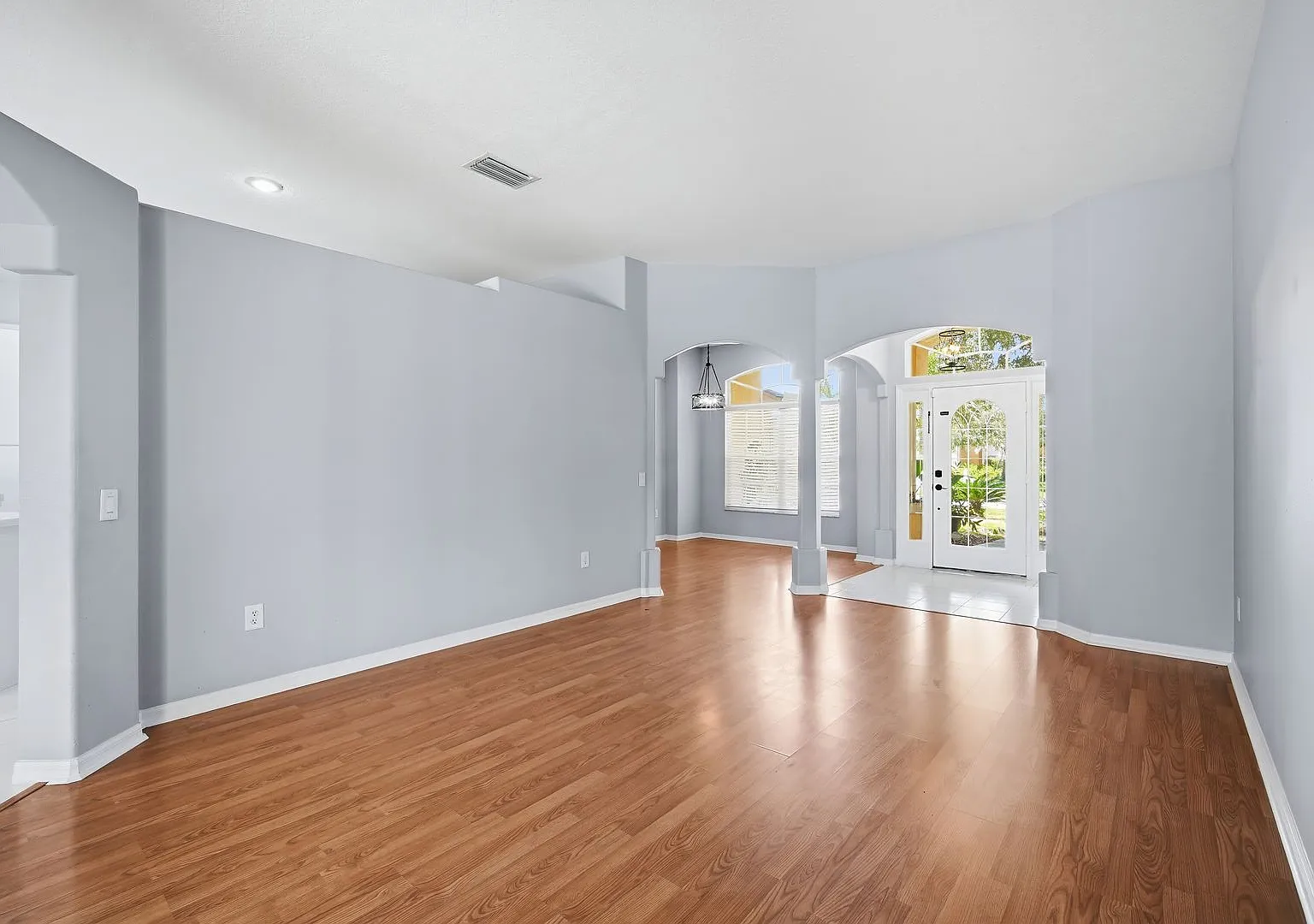 Spacious 4 Bedroom, 3 Bath Pool Home in the Highly Desirable Stagecoach Village Community of Land... — Photo 4