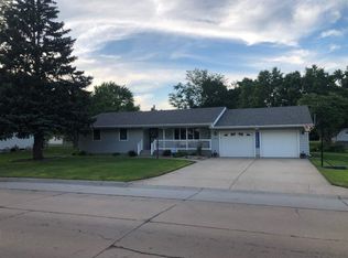 4908 33rd St, Columbus, NE 68601